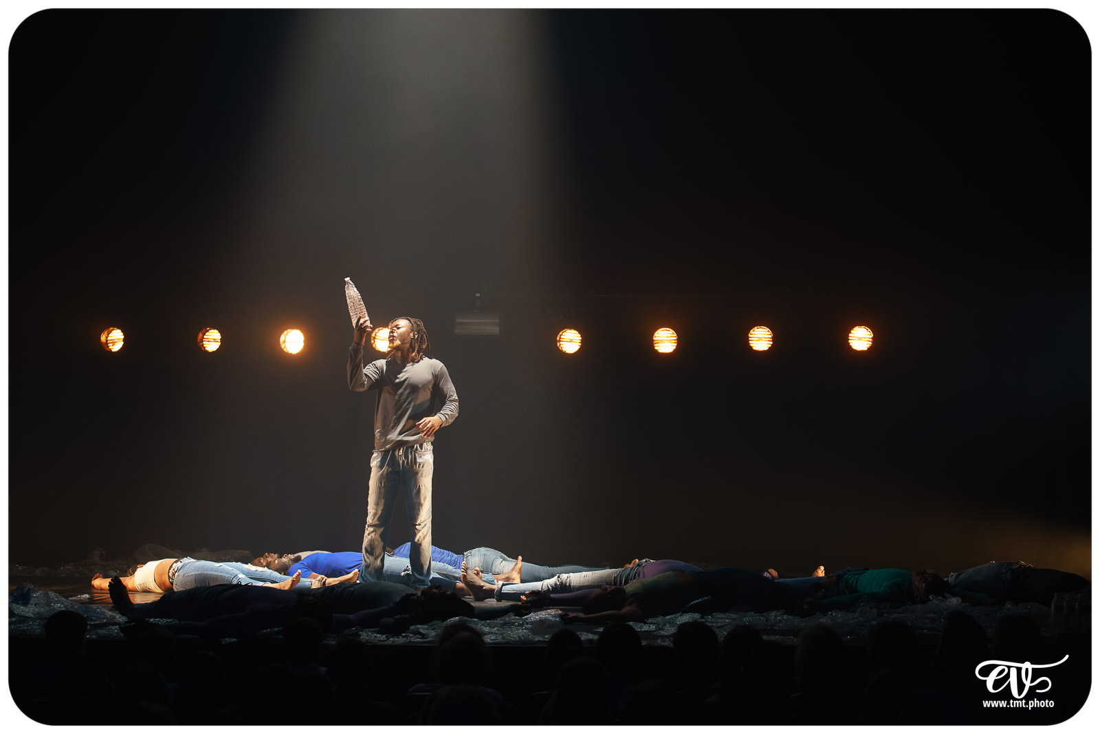 YÉ ! (L'EAU) (CIRCUS BAOBAB)